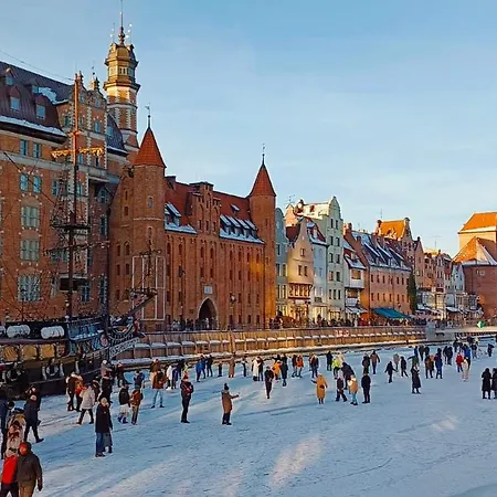 Διαμέρισμα Uroczy Dlugie Ogrody 48 *